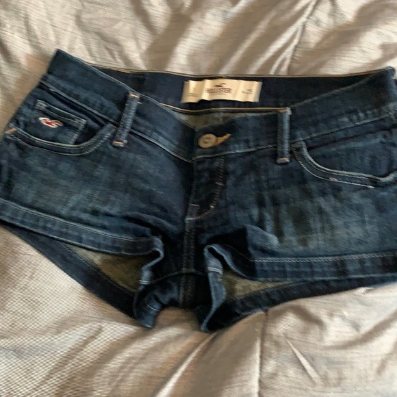 Hollister shorts - Picture 1 of 3